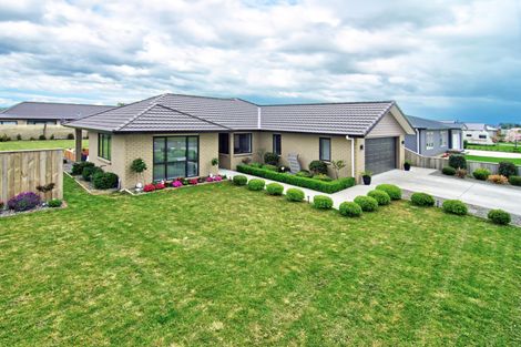 Photo of property in 13 Hartley Avenue, Carterton, 5713