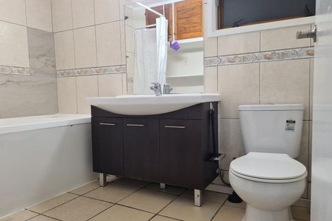 Photo of property in 110 Lauderdale Road, Birkdale, Auckland, 0626