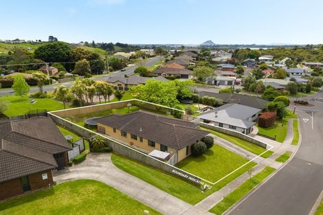 Photo of property in 10 Avon Rise, Welcome Bay, Tauranga, 3112