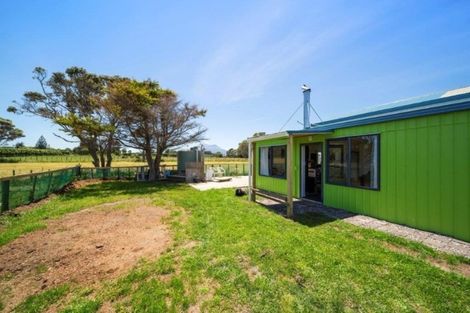 Photo of property in 59 Gisborne Terrace, Opunake, 4616