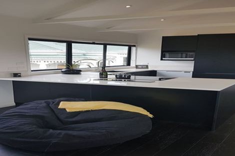 Photo of property in 92b Upper Harbour Drive, Greenhithe, Auckland, 0632