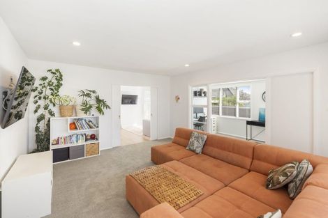 Photo of property in 11 Croziers Road, St Albans, Christchurch, 8052