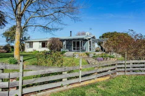 Photo of property in 38 Woodend Beach Road, Woodend Beach, Kaiapoi, 7691