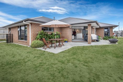 Photo of property in 15 Hoylake Place, Morrinsville, 3300