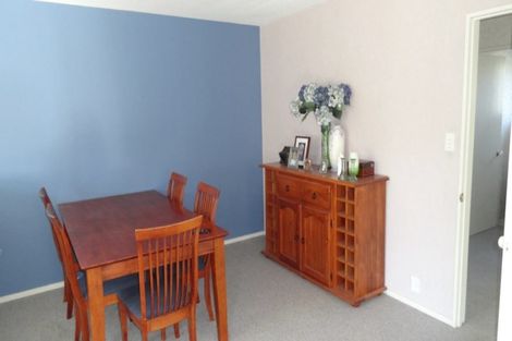 Photo of property in 1 Middlepark Road, Sockburn, Christchurch, 8042
