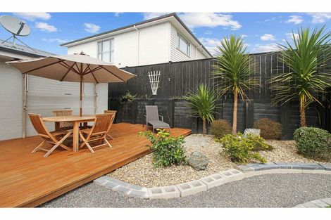 Photo of property in 30 Arthur Rolfe Lane, Swanson, Auckland, 0614