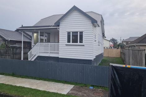 Photo of property in 74 Atkinson Avenue, Otaki Beach, Otaki, 5512