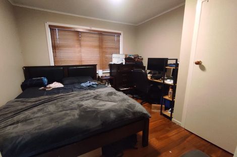 Photo of property in 69 Dundale Avenue, Blockhouse Bay, Auckland, 0600