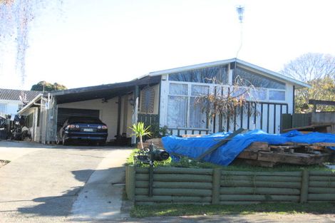 Photo of property in 16 Astor Place, Manurewa, Auckland, 2102