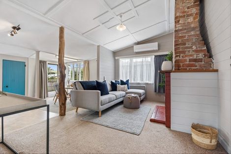 Photo of property in 13 Third Avenue, Avenues, Whangarei, 0110