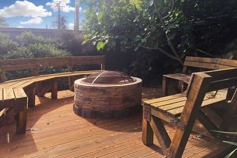 Photo of property in 112 Smith Street, Woolston, Christchurch, 8062