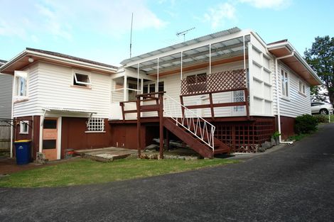 Photo of property in 1/84 College Road, Northcote, Auckland, 0627