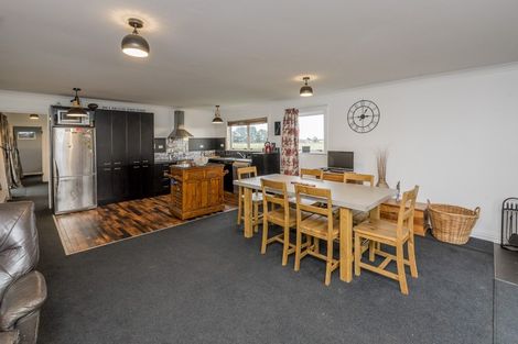 Photo of property in 121 Hokio Beach Road, Levin, 5510