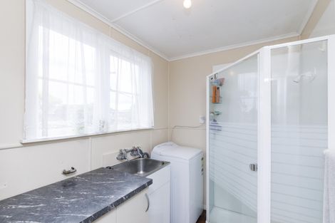 Photo of property in 16 Milton Street, Roslyn, Palmerston North, 4414