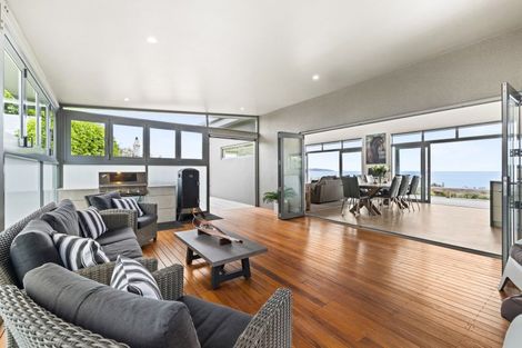 Photo of property in 15 Lightning Ridge View, Waimarama, 4294