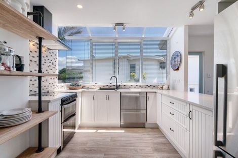 Photo of property in 960a Papamoa Beach Road, Papamoa Beach, Papamoa, 3118