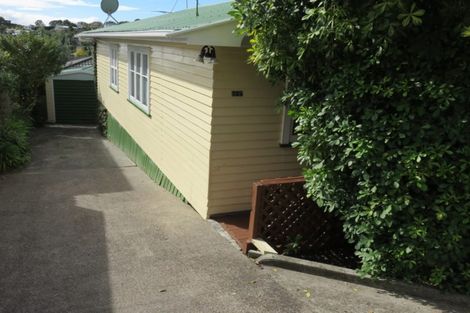 Photo of property in 1/12 Holiday Road, Stanmore Bay, Whangaparaoa, 0932