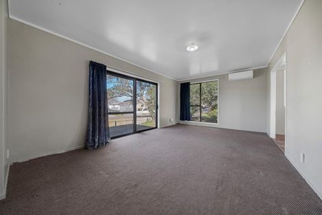 Photo of property in 25 Sharland Avenue, Manurewa, Auckland, 2102