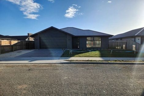 Photo of property in 5 Wykes Place, Amberley, 7410