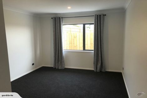 Photo of property in 13 Oxnam Place, Foxton Beach, Foxton, 4815