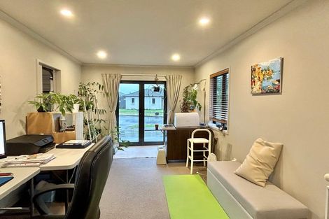 Photo of property in 3 Mcnaughton Place, Onekawa, Napier, 4110