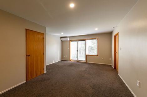 Photo of property in 2/14 Springfield Road, St Albans, Christchurch, 8014