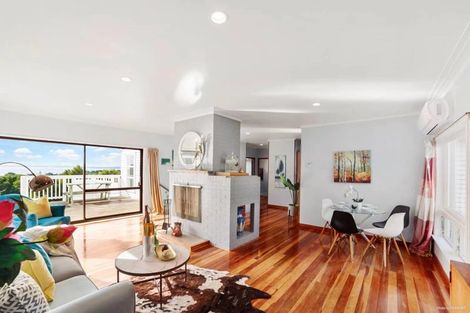 Photo of property in 505 East Coast Road, Murrays Bay, Auckland, 0630