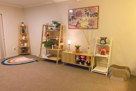 Photo of property in 2/27 Lucienne Drive, Ranui, Auckland, 0612