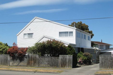 Photo of property in 9 Bentley Street, Russley, Christchurch, 8042