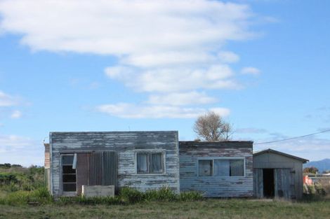 Photo of property in 19 Thomas Place, Foxton Beach, Foxton, 4815