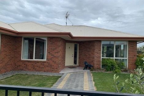 Photo of property in 6 Halston Close, Huntingdon, Ashburton, 7774