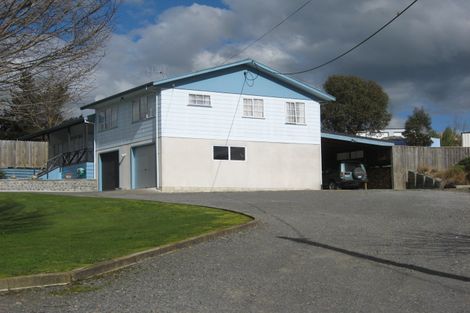 Photo of property in 10 Watts Road, Waipawa, 4210