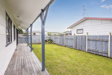 Photo of property in 2 Spackman Crescent, Paraparaumu, 5032