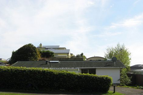 Photo of property in 4 Tiverton Crescent, Whalers Gate, New Plymouth, 4310