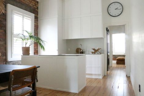 Photo of property in 2/207 Ponsonby Road, Ponsonby, Auckland, 1011