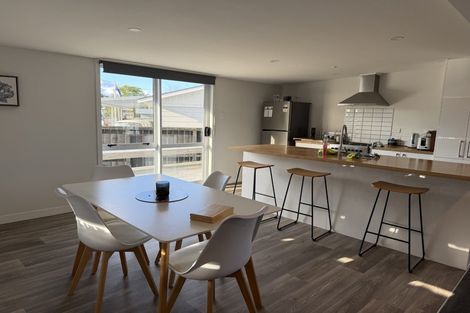 Photo of property in 44 Athenree Road, Athenree, Katikati, 3177