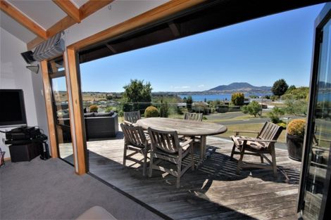 Photo of property in 1/11 Krissell Place, Acacia Bay, Taupo, 3330
