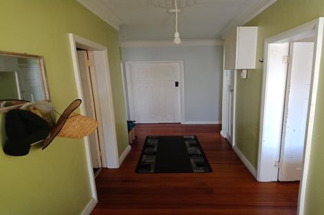 Photo of property in 73 Whites Line East, Waiwhetu, Lower Hutt, 5010