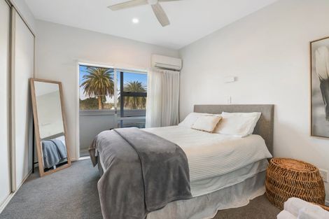 Photo of property in 24/3 Riverside Road, Orewa, 0931