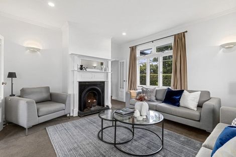 Photo of property in 1/41 East Coast Road, Milford, Auckland, 0620