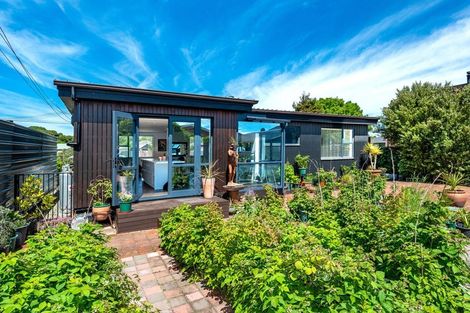 Photo of property in 150 Beach Road, North New Brighton, Christchurch, 8083