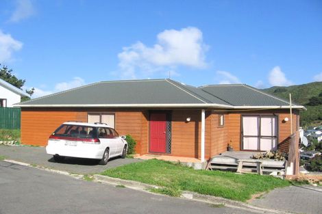 Photo of property in 3 Tatum Way, Johnsonville, Wellington, 6037