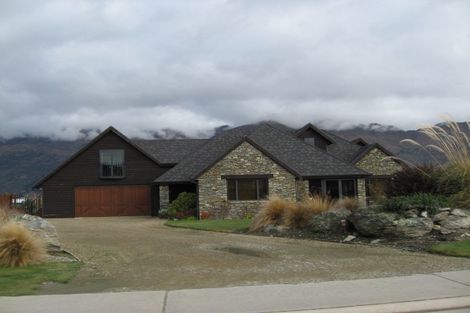Photo of property in 21 Waimana Place, Wanaka, 9305