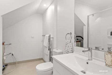 Photo of property in 4/20 Bader Drive, Mangere, Auckland, 2022