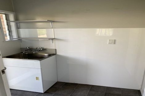 Photo of property in 18 Diana Drive, Glenfield, Auckland, 0627