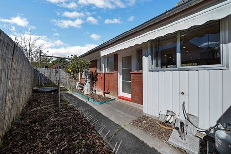 Photo of property in 3/1 Ribblesdale Road, Henderson, Auckland, 0612