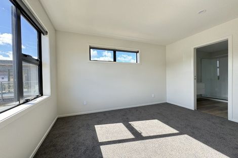 Photo of property in 1 Te Ara O Papatahi, Wainuiomata, Lower Hutt, 5014