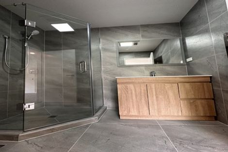 Photo of property in 2/205 Sunnynook Road, Wairau Valley, Auckland, 0627