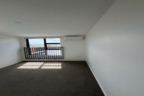 Photo of property in 3 Pataka Way, Mount Roskill, Auckland, 1041