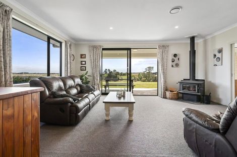 Photo of property in 245 Ashhurst Road, Bunnythorpe, Palmerston North, 4481